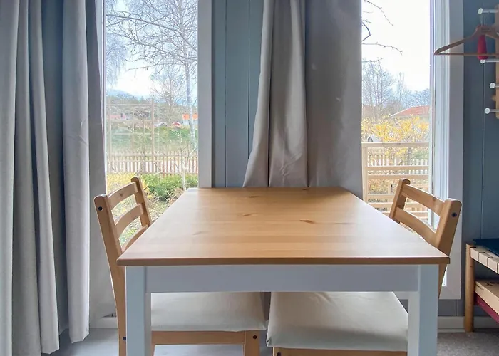 Awesome Home In Grundsund With Kitchen