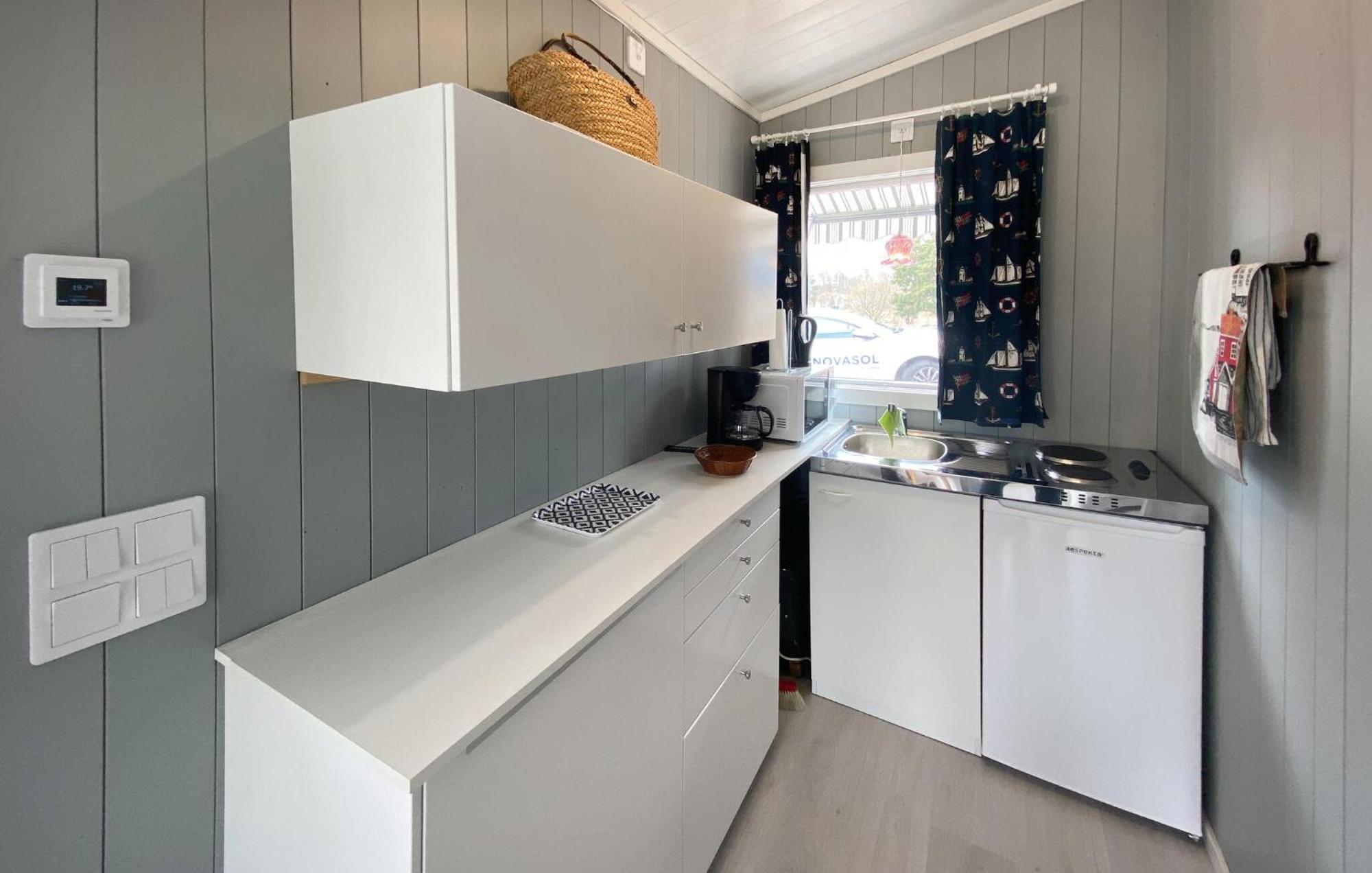 Awesome In With Kitchen Holiday home